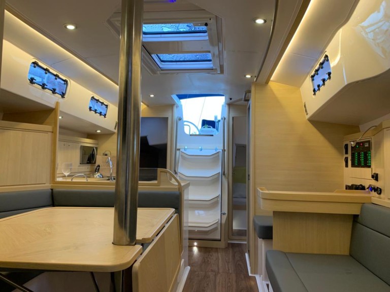 Hire Sailboat Delta Yachts with a boat licence