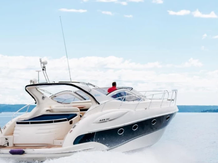 Yacht hire Portisco cheap Atlantis 42.5
