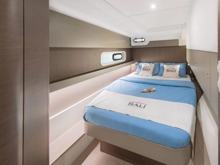 Yacht hire Palermo cheap Bali 4.0