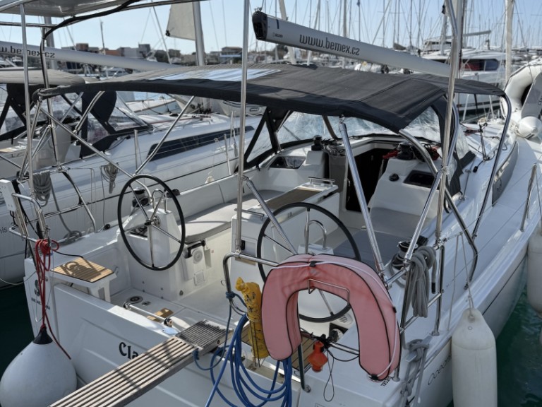 Sailboat to hire Sukošan at the best price