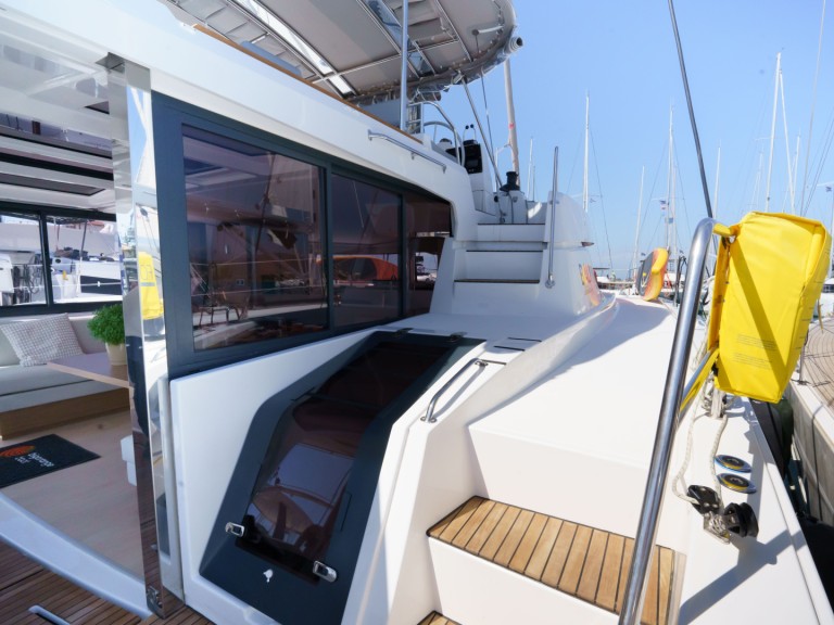 Catamaran hire in Néa Péramos - Bali Bali 4.8