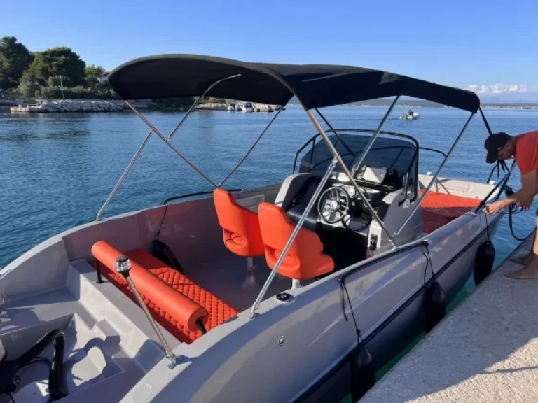 Hire Motorboat with or without skipper Quicksilver Kukljica