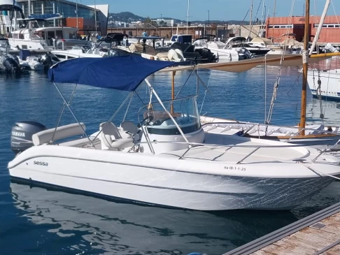 Sessa Marine Key Largo 20 Deck charter bareboat or skippered in  San Antonio Port