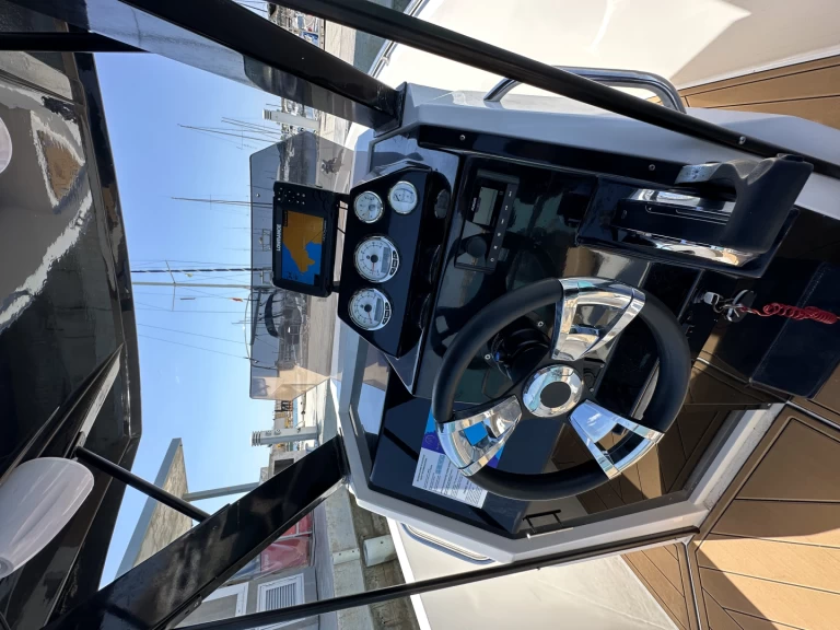 Motorboat to hire s'Estanyol de Migjorn at the best price