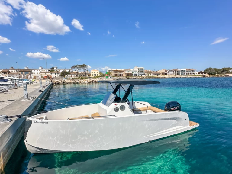 Charter a Cattleya X6 in s'Estanyol de Migjorn on Samboat