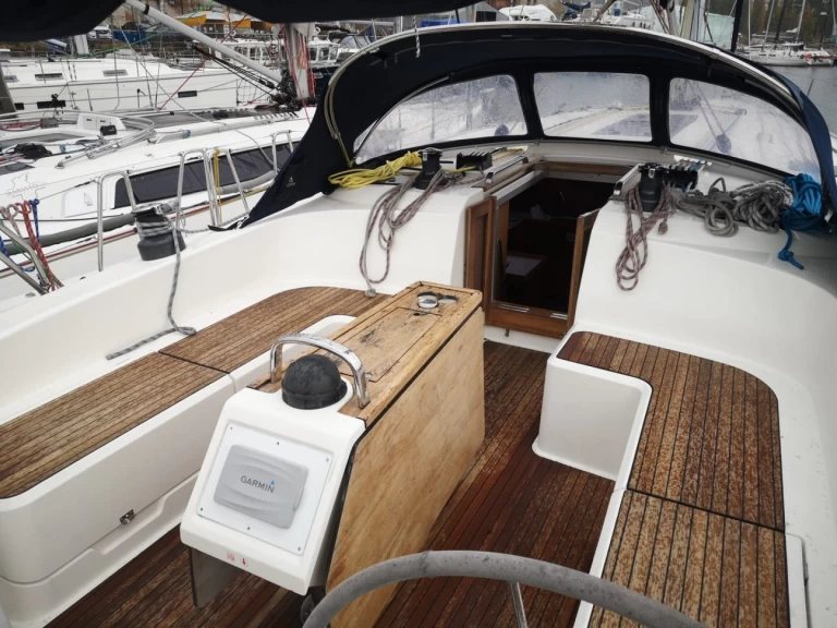 Yacht charter Stockholm - Bavaria Bavaria 51 on SamBoat