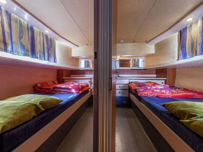 Yacht hire Montesquieu-Lauragais cheap Pénichette 1260 FR