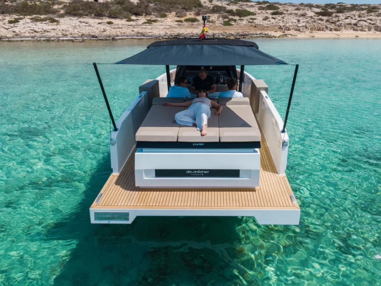 Hire a De Antonio DE ANTONIO 28 Ibiza Town