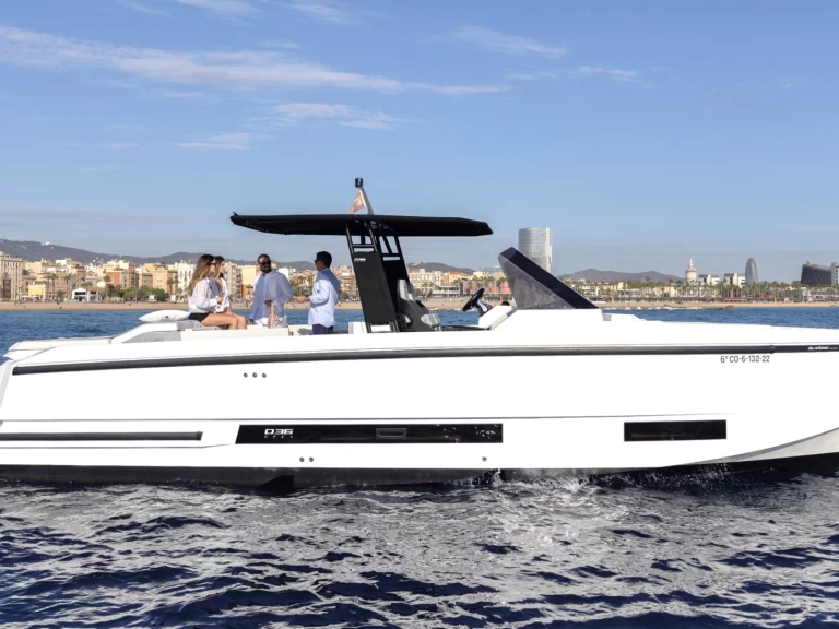 Yacht charter Ibiza Town - De Antonio 36 on SamBoat