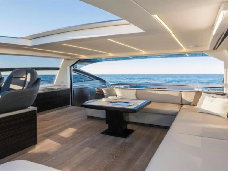 Hire a Pershing Pershing 62 Ibiza Town