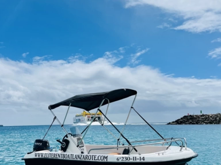 Motorboat hire in Playa Blanca - Astec FIBER 400