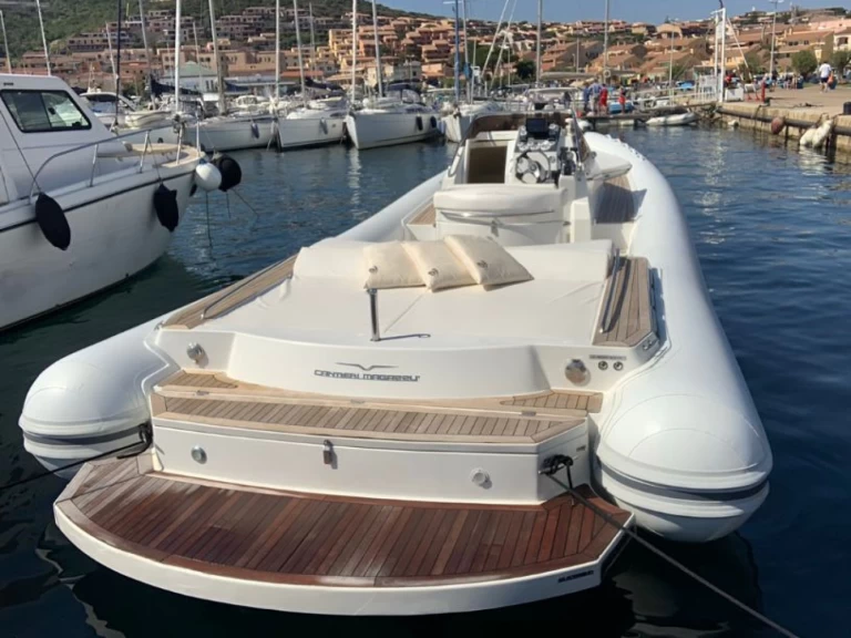 Hire a Magazzu Mx11Coupè Porto Rotondo