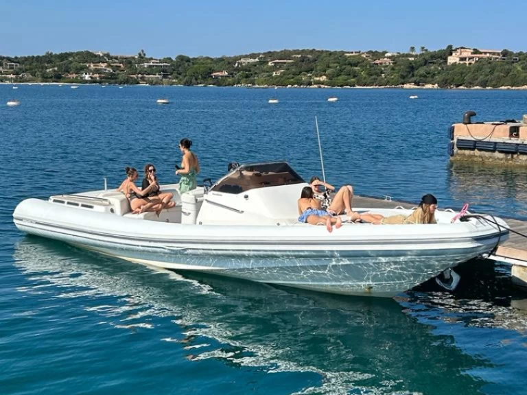 Yacht hire Porto Rotondo cheap Mx11Coupè