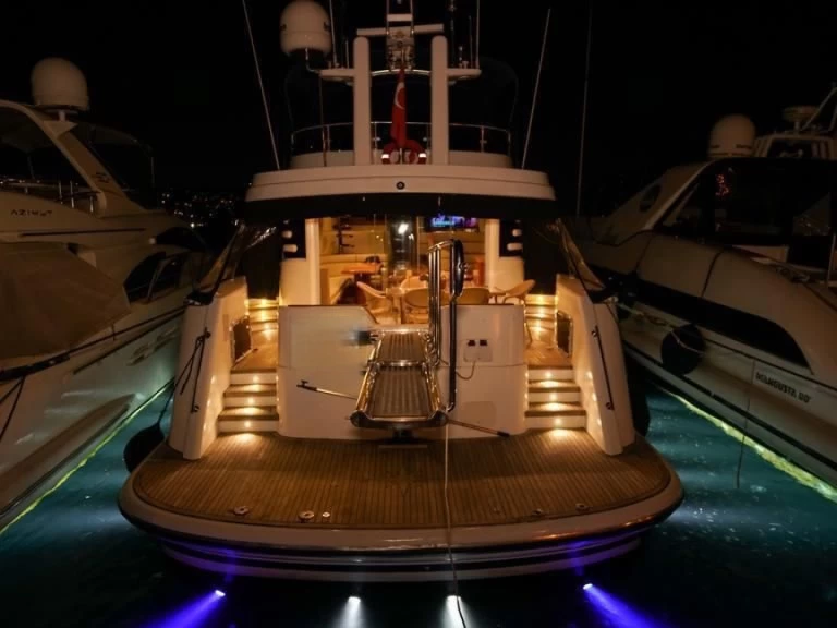 Yacht charter Beşiktaş - Vip 2021 on SamBoat