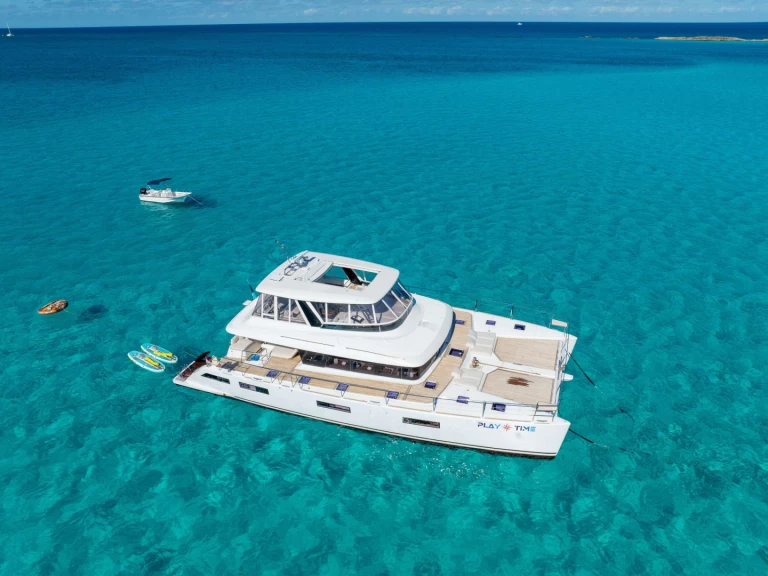 Hire a Lagoon Playtime Nassau
