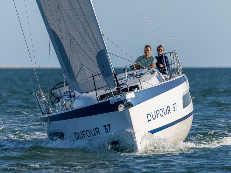 Hire Sailboat Dufour with a boat licence