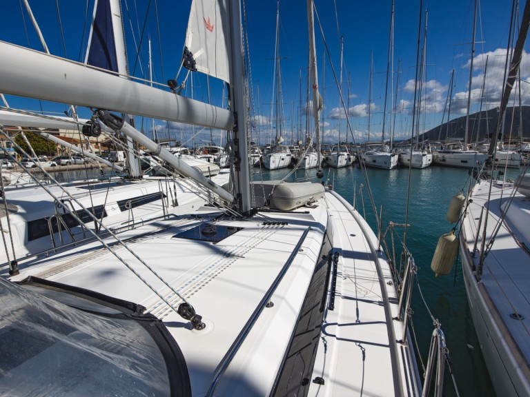 Bavaria Bavaria C42 charter bareboat or skippered in  Lefkáda