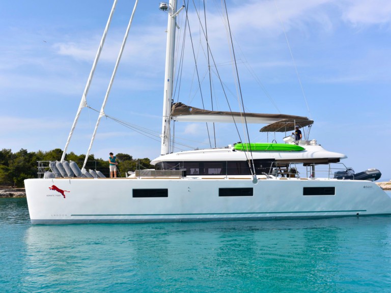 Hire Catamaran with or without skipper Lagoon Split