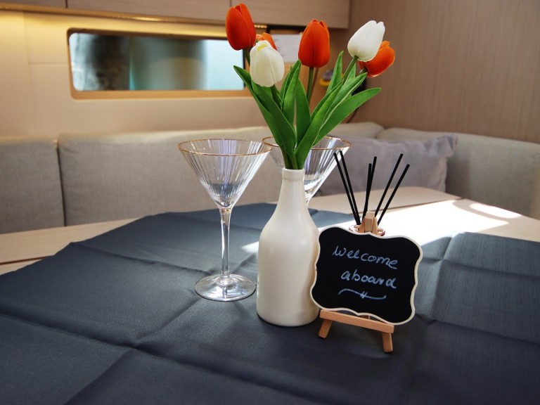 Sailboat to hire Rogoznica at the best price