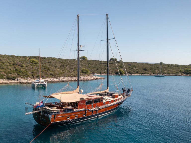 Hire Sailboat with or without skipper Unknown Split