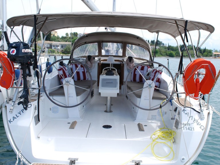 Hire Sailboat Bavaria with a boat licence