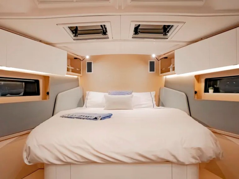 Hire Sailboat Dufour with a boat licence