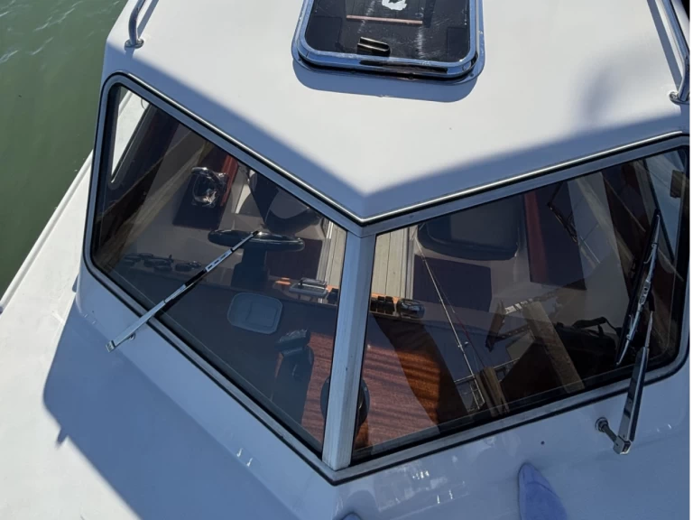 Motorboat to hire Venice at the best price