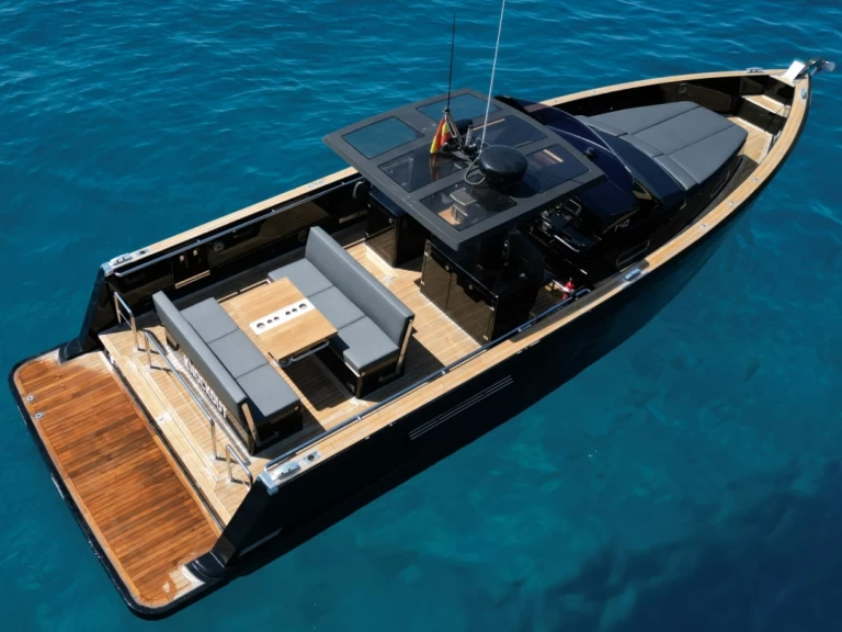 Motorboat to hire Port d'Andratx at the best price