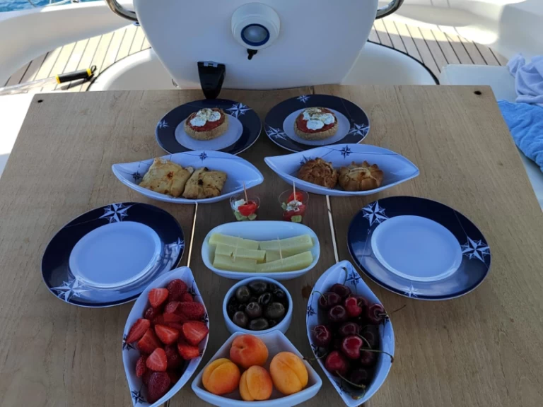 Hire Sailboat with or without skipper Bavaria Chania