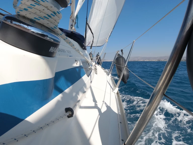 Sailboat to hire Chania at the best price