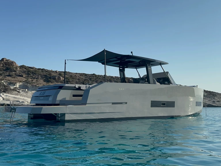 Hire Motorboat with or without skipper De Antonio Lávrio