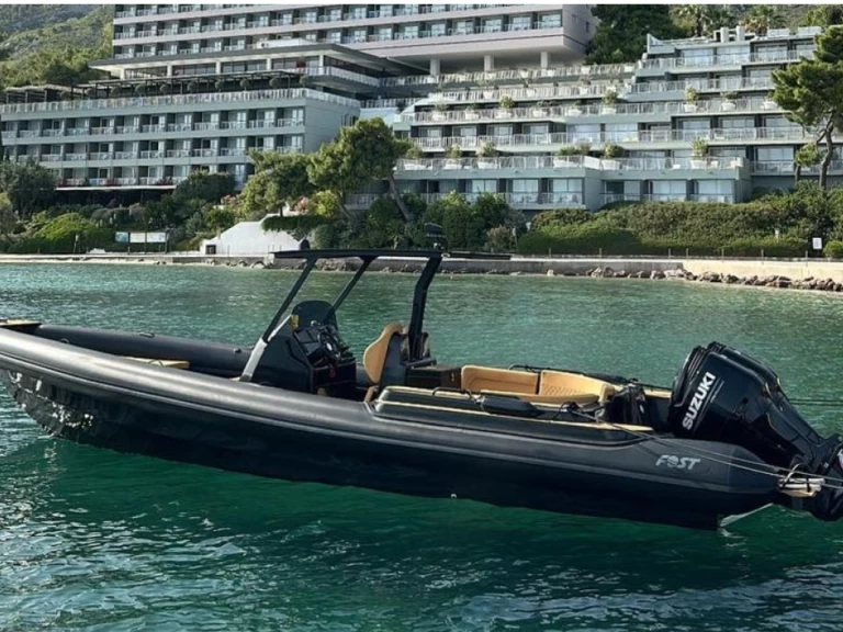 Yacht charter Serifos - Fost Matrix 32 on SamBoat