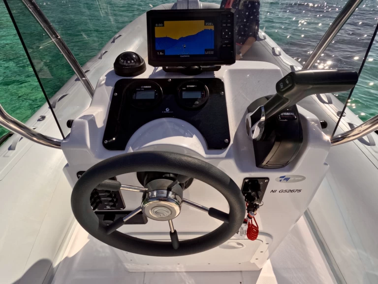 Yacht charter Mandelieu-la-Napoule - Capelli Tempest 630 on SamBoat