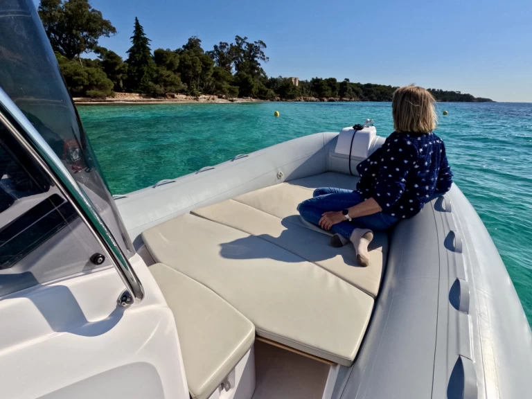 Hire a Capelli Tempest 630 Mandelieu-la-Napoule