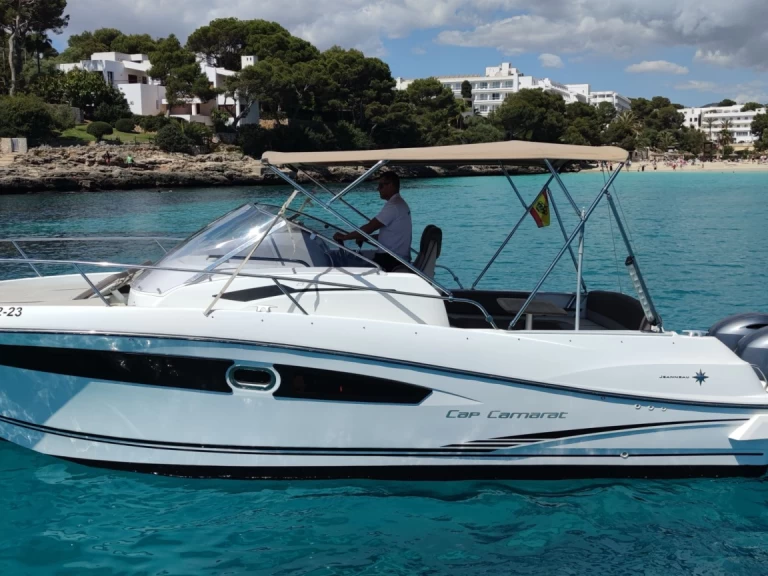 Yacht charter Marina De Cala D'Or - Jeanneau Cap Camarat 8.5 WA on SamBoat