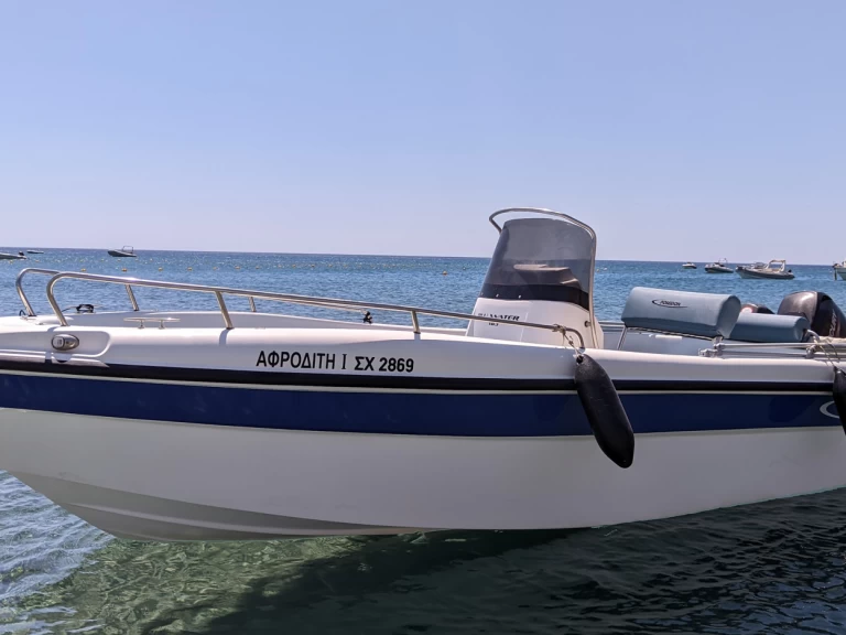 Yacht hire Mílos cheap BLU WATER 185