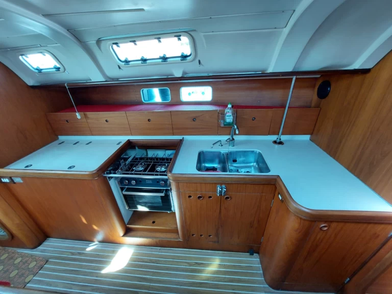 Hire Sailboat with or without skipper Bénéteau Milazzo