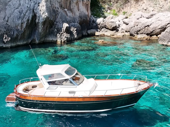 Hire Motorboat with or without skipper Apreamare Capri