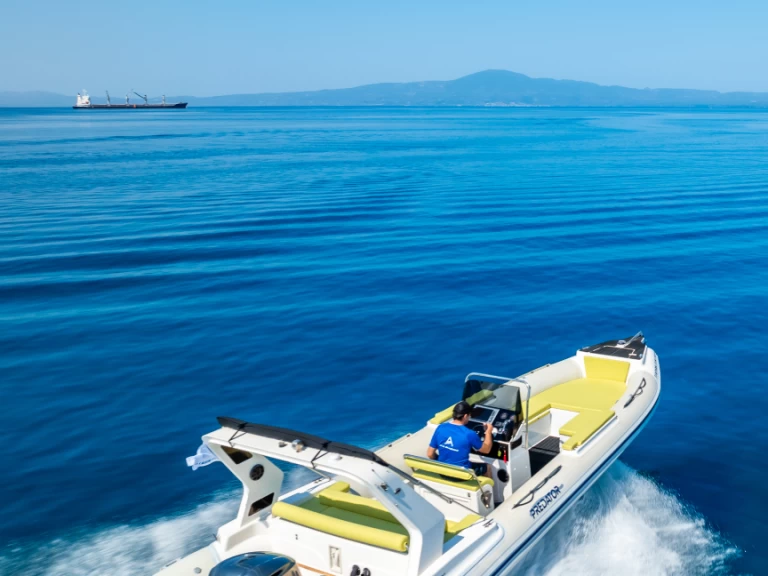 Motorboat hire in Kalamata - Predator Predator 900
