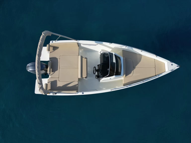 Charter a Nuva Nuva M6 Open in Port d'Andratx on Samboat