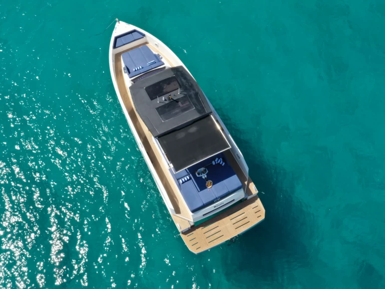 Motorboat hire in Ibiza Town - De Antonio 42 FULL LUXE