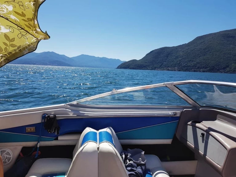 Yacht hire Cannobio cheap Captiva 209