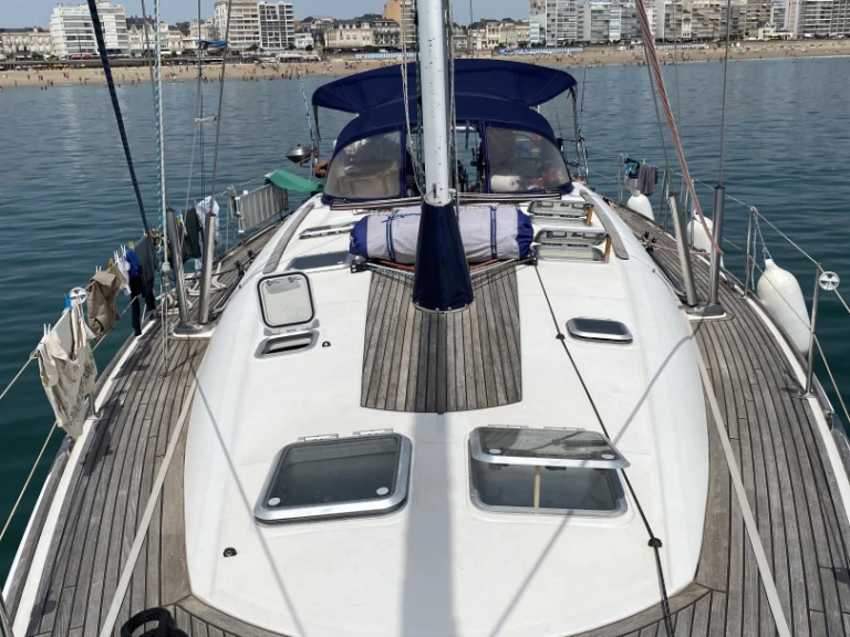 Yacht charter Pointe-à-Pitre - Jeanneau Sun Odyssey 49 on SamBoat