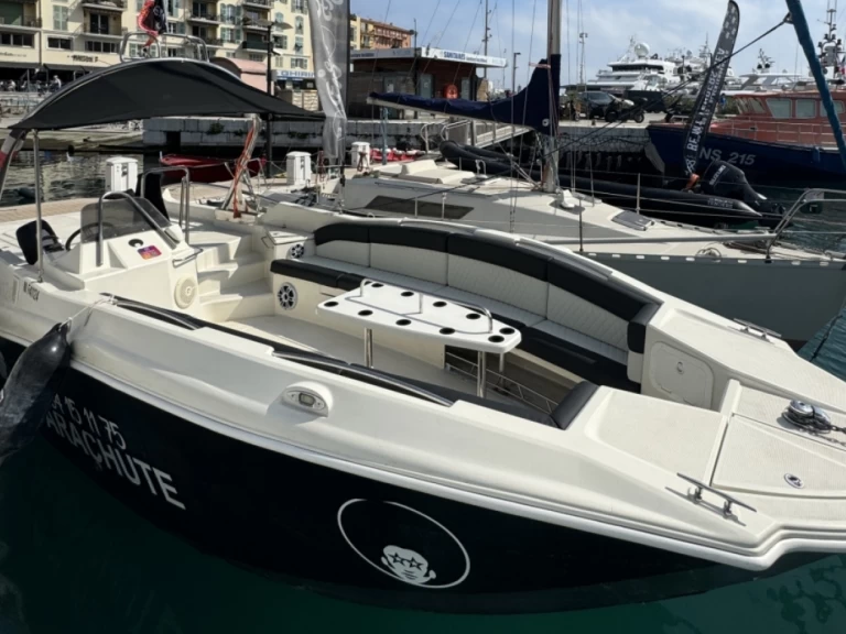 Yacht hire Nice cheap Parasailing 34