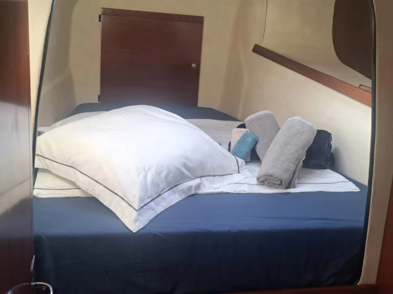 Yacht charter Mooréa Island - Fountaine Pajot Athena 38 on SamBoat