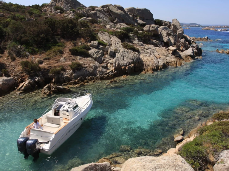 Yacht hire Latchi cheap Cap 28 WA