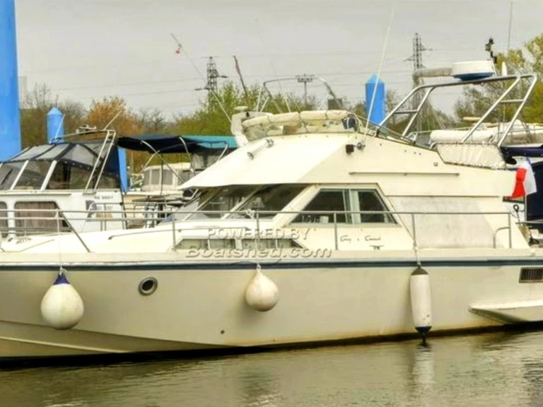 Hire Motorboat with or without skipper Guy Couach Sainte-Marie-la-Mer