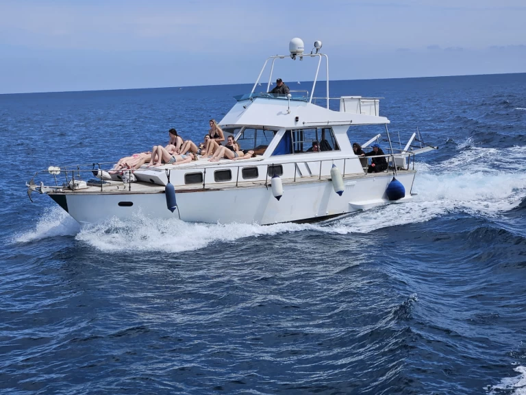 San Lorenzo San Lorenzo 40 charter bareboat or skippered in  Palermo