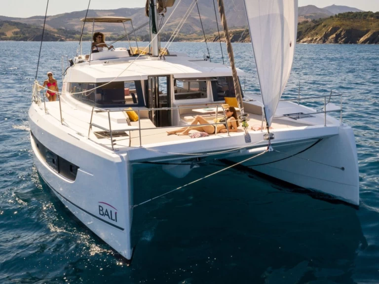 Catamaran to hire Parham Town at the best price