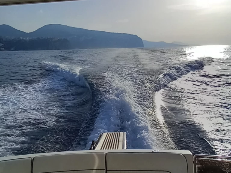 Yacht hire Capri Port cheap Rodman 38 Fly